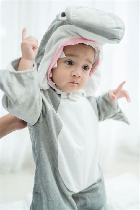 cosplay baby shark